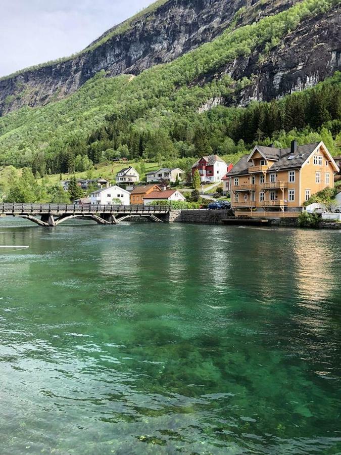 Stryn - House By The River المظهر الخارجي الصورة